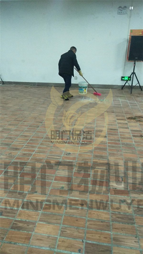 重慶地板清潔的小技巧！